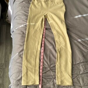 Place tan SIZE 12 pants